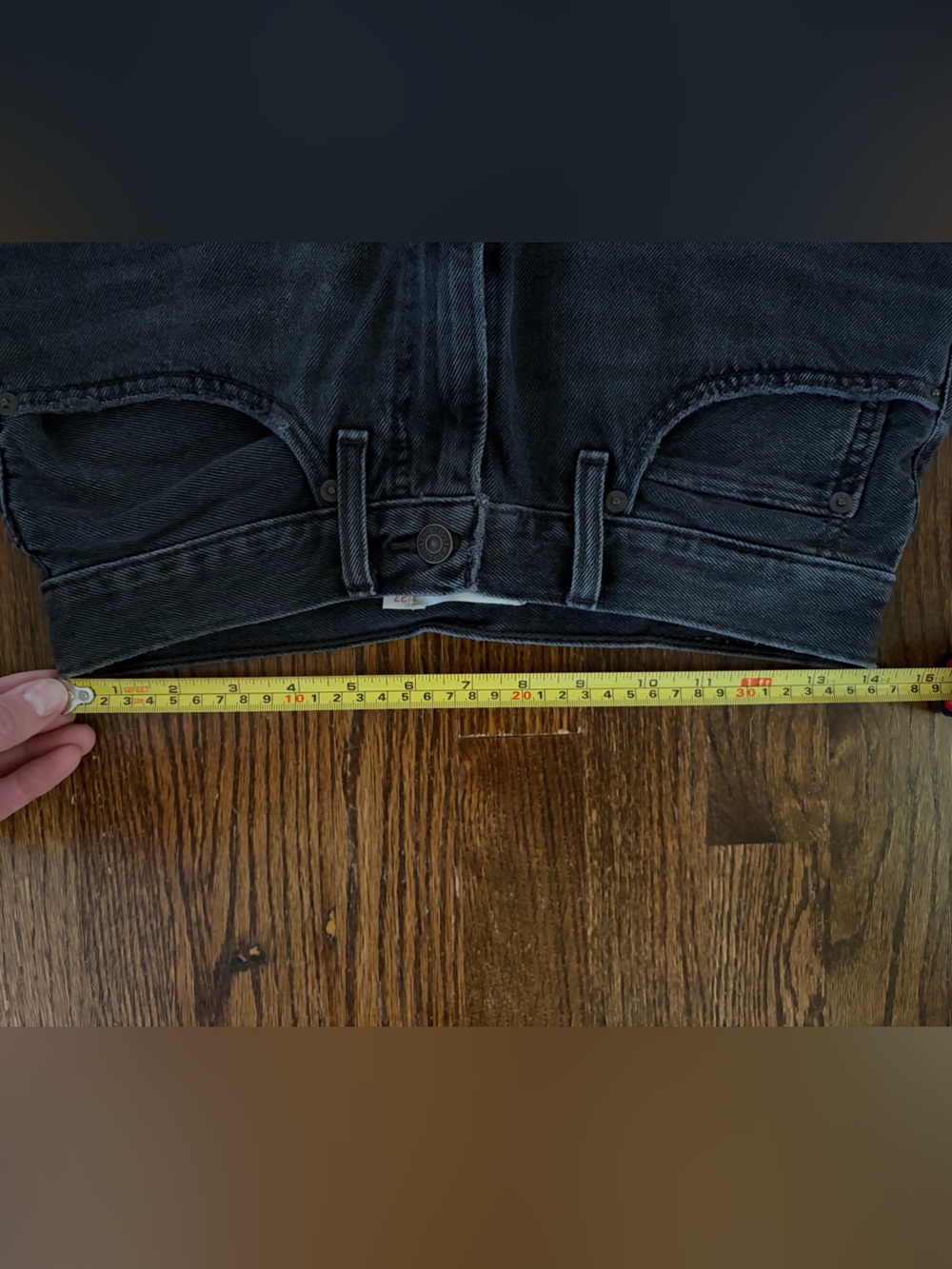 Levi's Black ‘94 Baggy Shorts - Picture 8 of 9